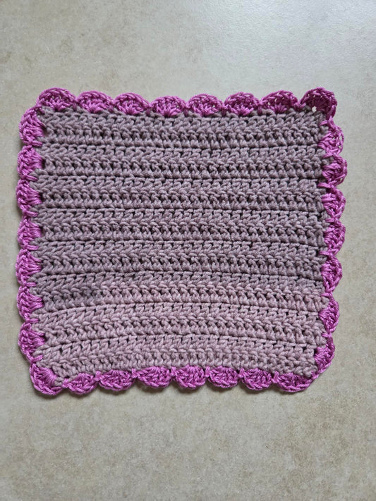 gehäkeltes Spültuch "hellbraun/rosa"