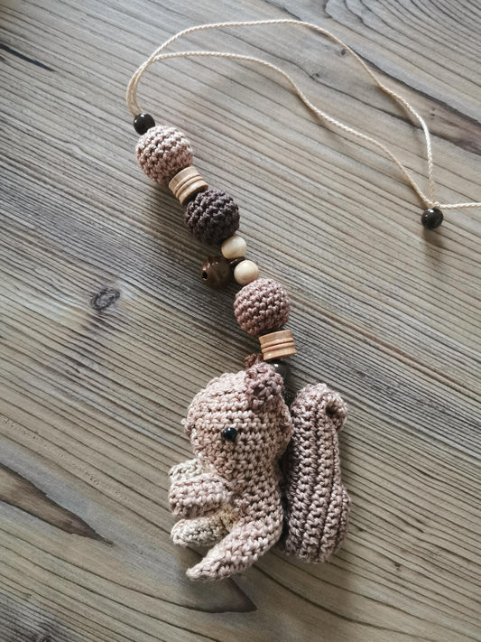 Maxi-Cosi-Anhänger "Eichhörnchenliebe"